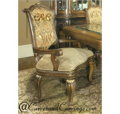 Curves & Carvings Signature Collection Chair - C&C CHAIR0006