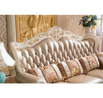 Curves & Carvings Signature Collection Sofa - C&C SOF0518