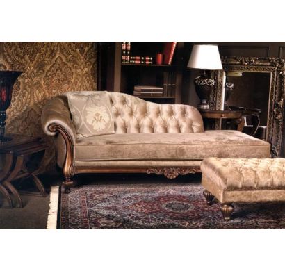 Curves & Carvings Signature Collection Sofa - C&C SOF0539